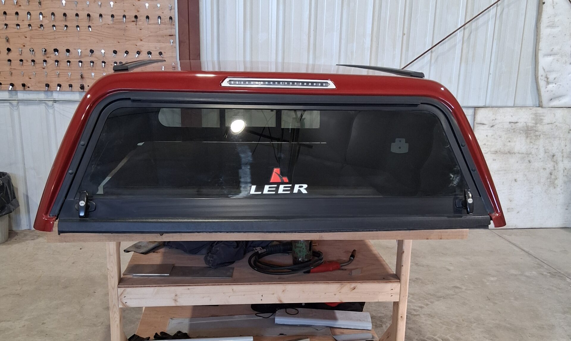 Toyota Tacoma 6’2 Barcelona Red Leer 100RCC Truck Cap - Image 3