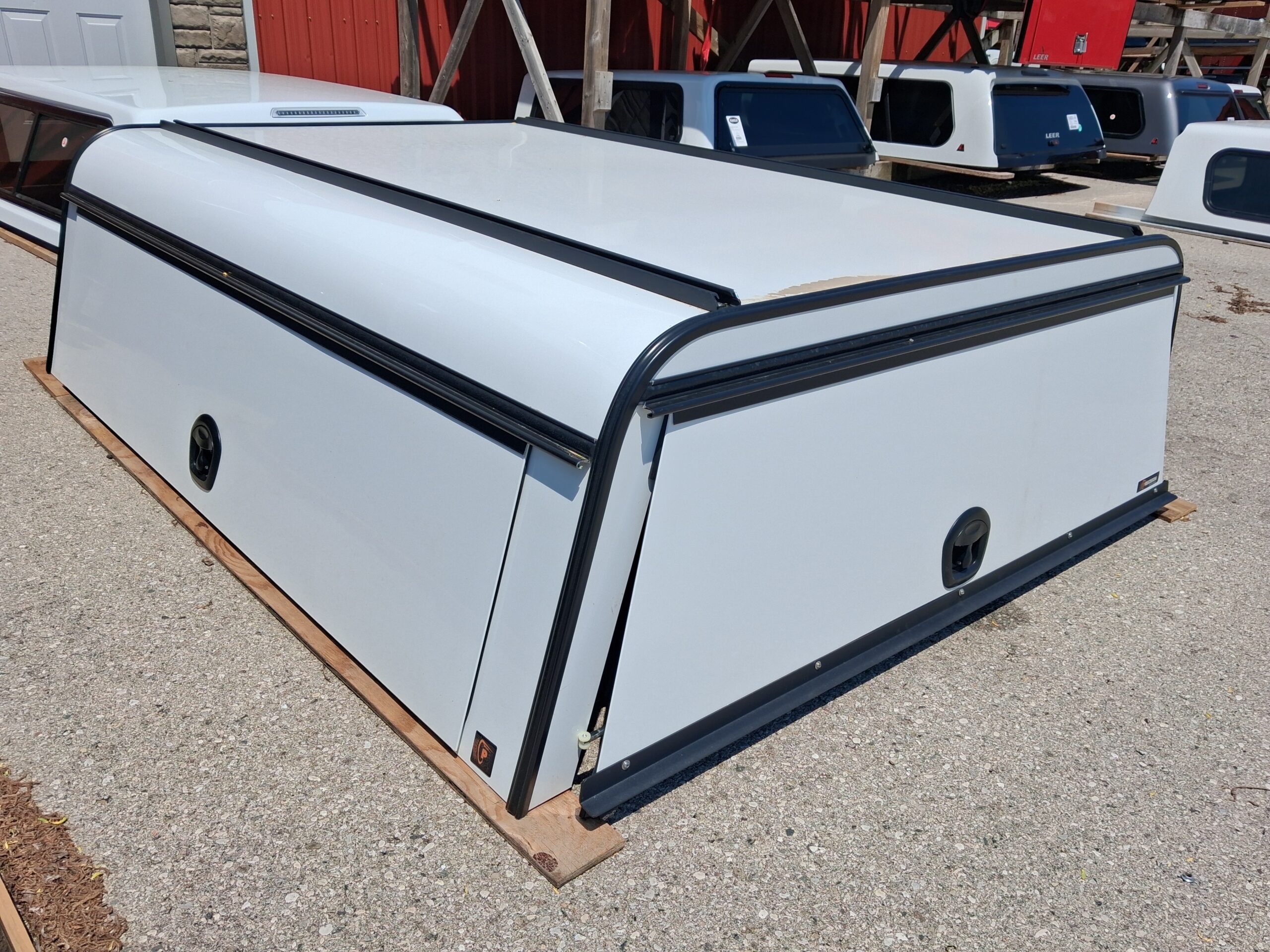 2019 – 2026 GMC Sierra or Chevrolet Silverado NEW 6’6 White Innovator Contractor Truck Cap - Image 2