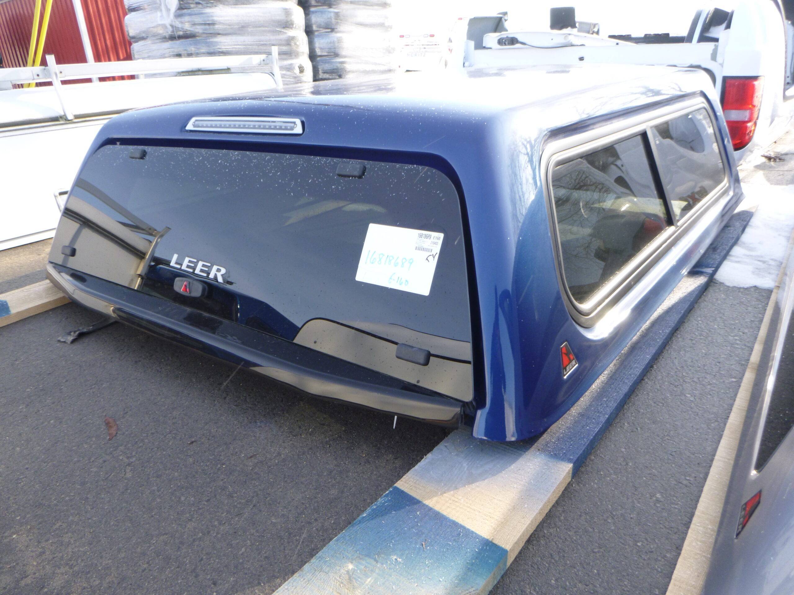 2019 – 2023 6′ Ford Ranger Leer 100XR Blue Truck Cap