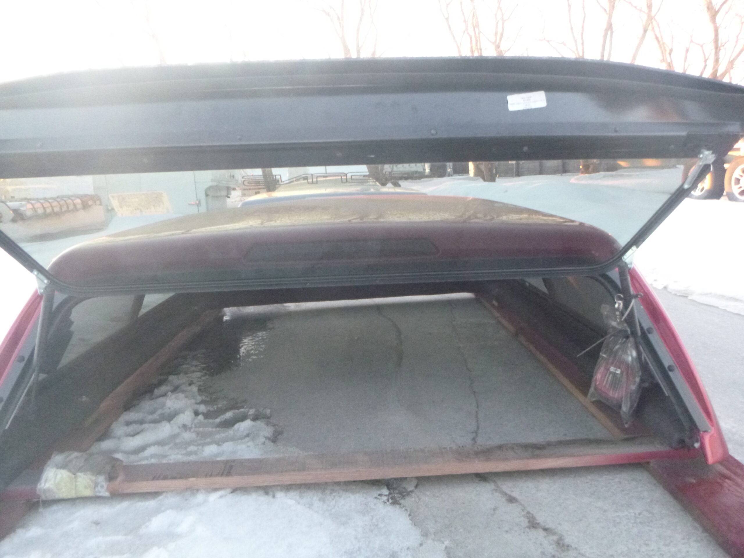 2019 – 2023 Ford Ranger 6′ D4 Red Snug Top Truck Cap - Image 3