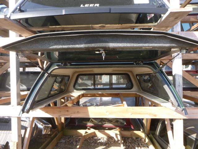 2015 – 2020 Ford F150 6’6 Forest Green Leer 180 Truck Cap - Image 3