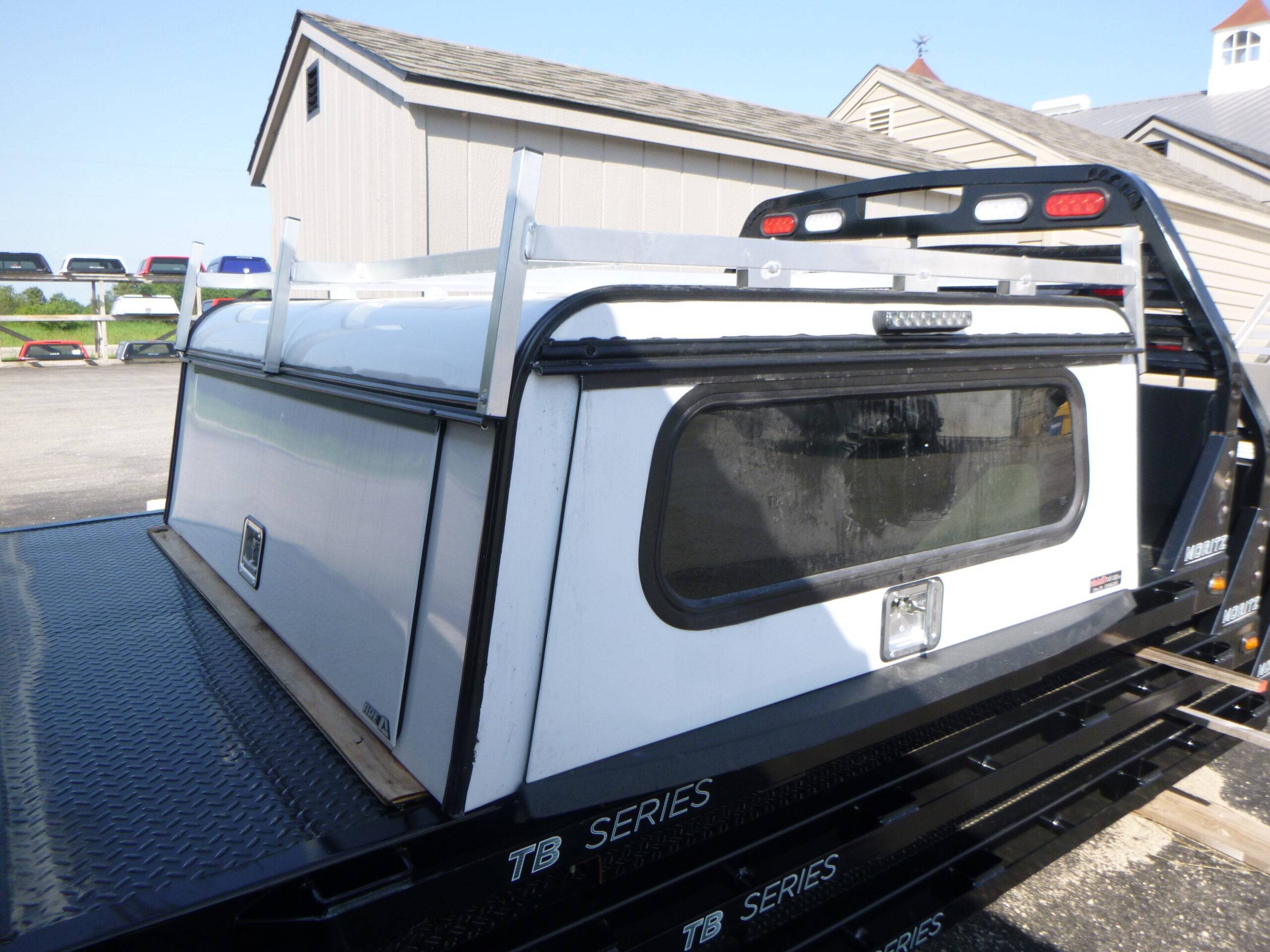 2019 – 2023 Ford Ranger 6′ White ARE Contractor Truck Cap - Image 2