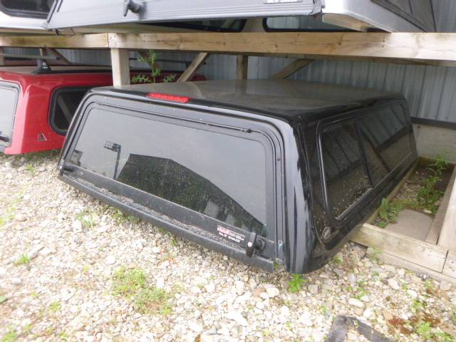 2015 – 2022 Chevrolet Colorado or GMC Canyon 6’2 Black Truck Cap