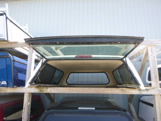 2015 – 2022 Chevrolet Colorado or GMC Canyon 6’2 White Truck Cap - Image 3