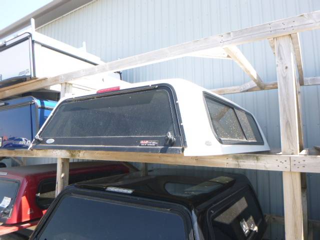 2015 – 2022 Chevrolet Colorado or GMC Canyon 6’2 White Truck Cap