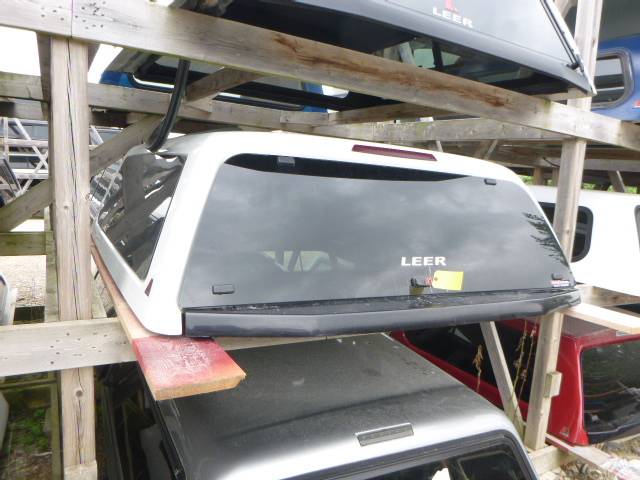 2015 – 2020 Ford F150 6’6 AZ Star White Leer 100XQ Truck Cap - Image 2