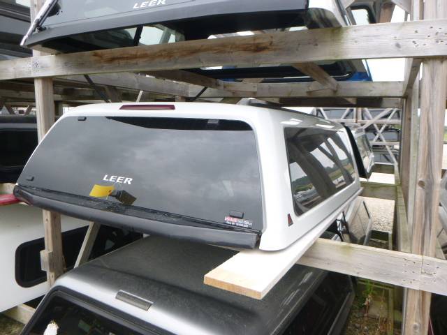 2015 – 2020 Ford F150 6’6 AZ Star White Leer 100XQ Truck Cap
