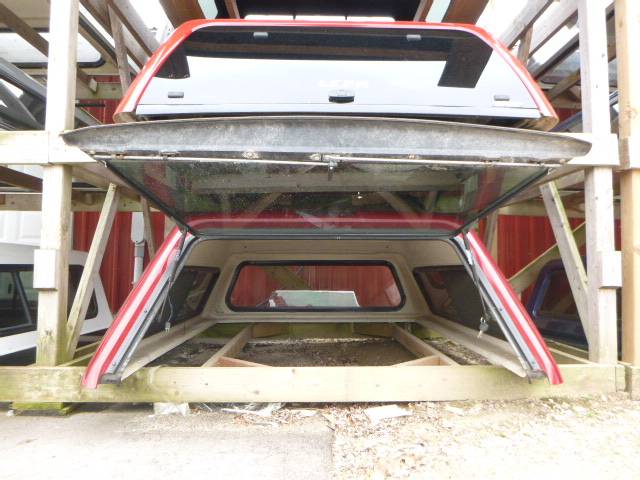 2020 – 2026 GMC Sierra 2500/3500 6’9 GSK Cherry Bomb ARE Truck Cap - Image 3