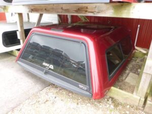2020 – 2026 GMC Sierra 2500/3500 6’9 GSK Cherry Bomb ARE Truck Cap
