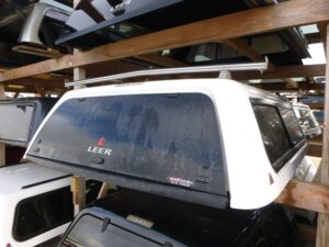 2014 – 2018 GMC Sierra or Chevrolet Silverado 6’6 White Leer 100XR Truck Cap
