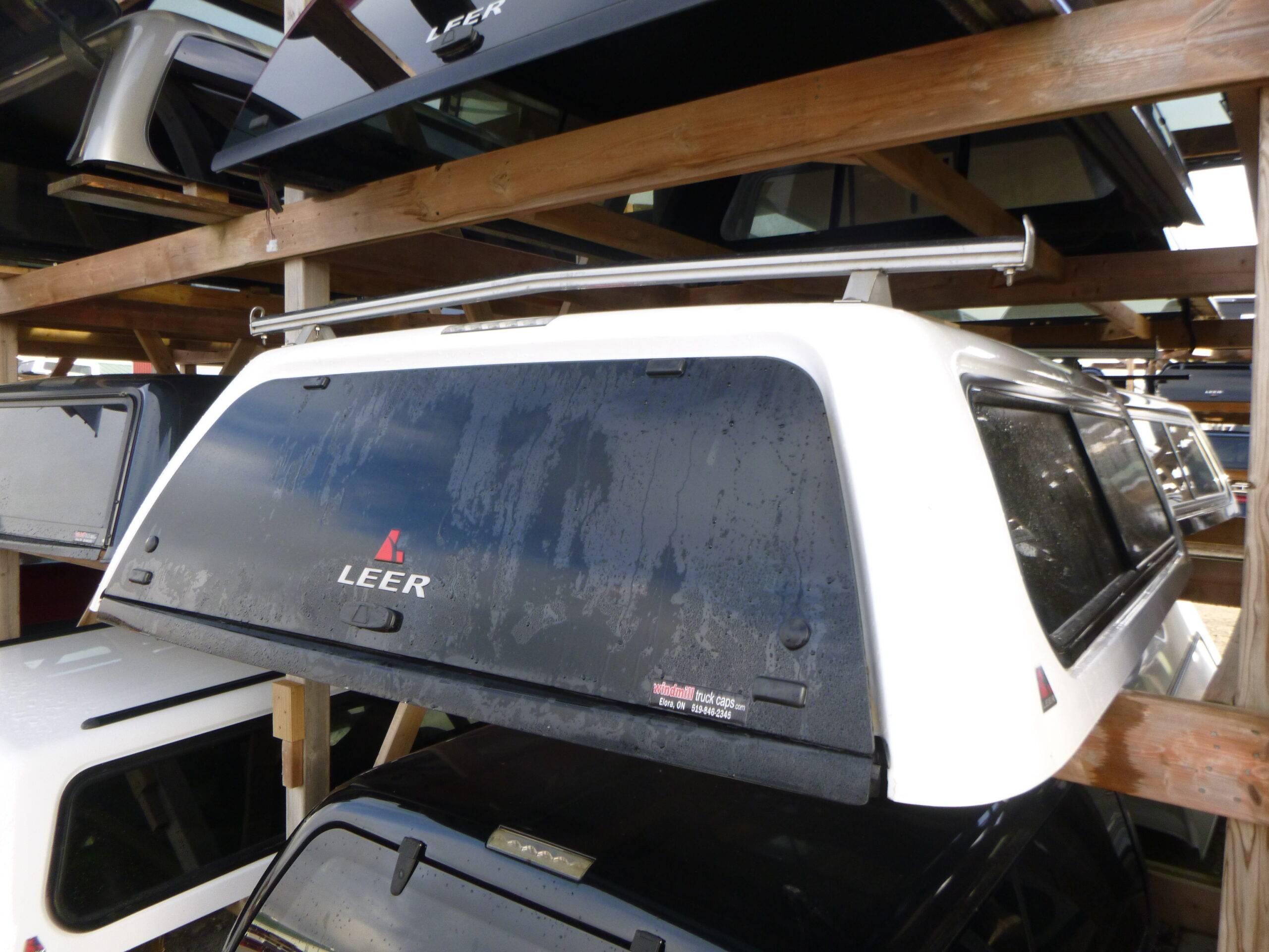 2014 – 2018 GMC Sierra or Chevrolet Silverado 6’6 White Leer 100XR Truck Cap