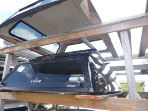 2019 – 2026 Dodge Ram 1500 New Body Style 6’4 PXJ Diamond Black Leer 100S Truck Cap
