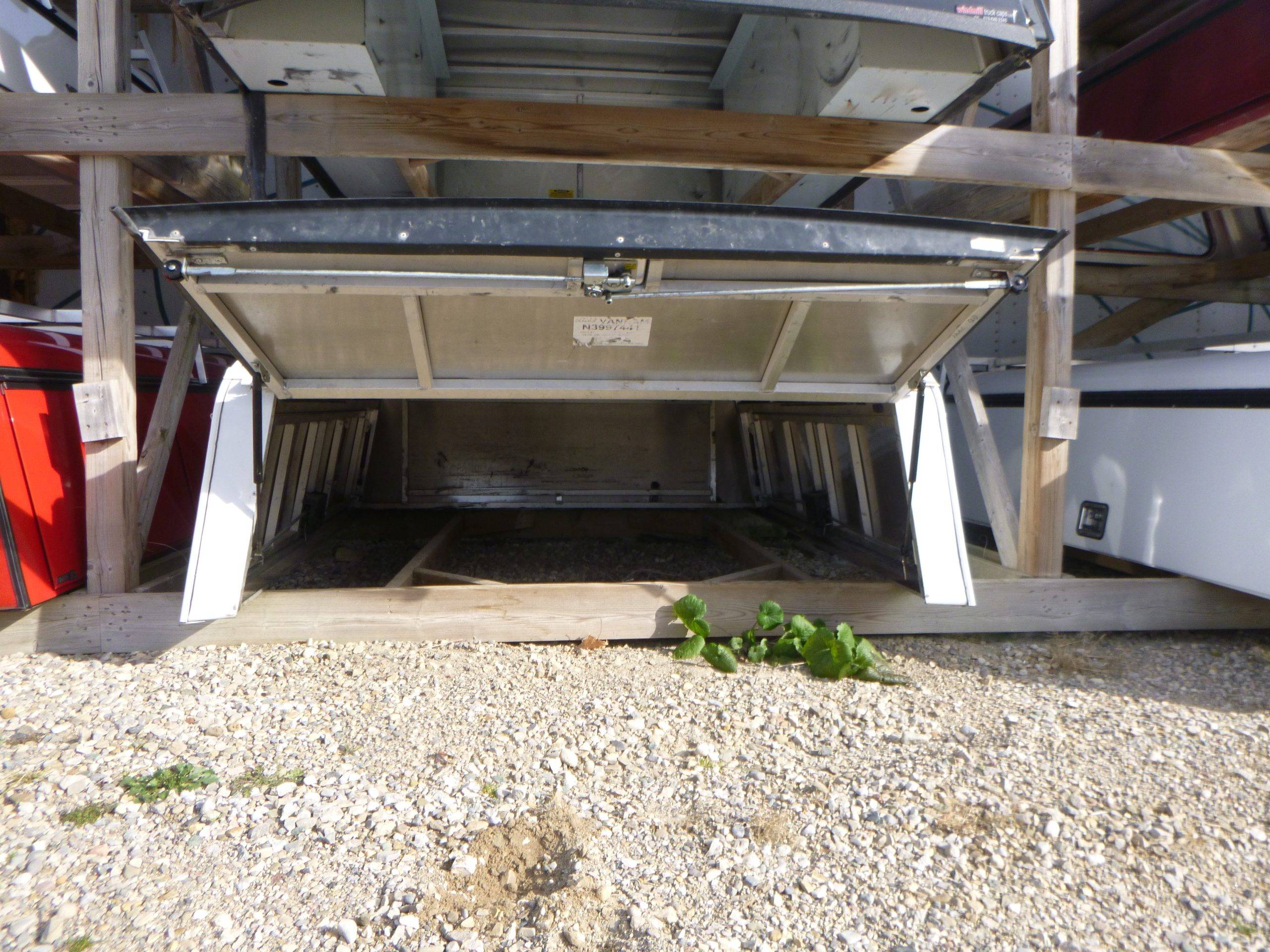 2014 – 2018 GMC Sierra or Chevrolet Silverado 6’6 ARE White Contractor Truck Cap - Image 3
