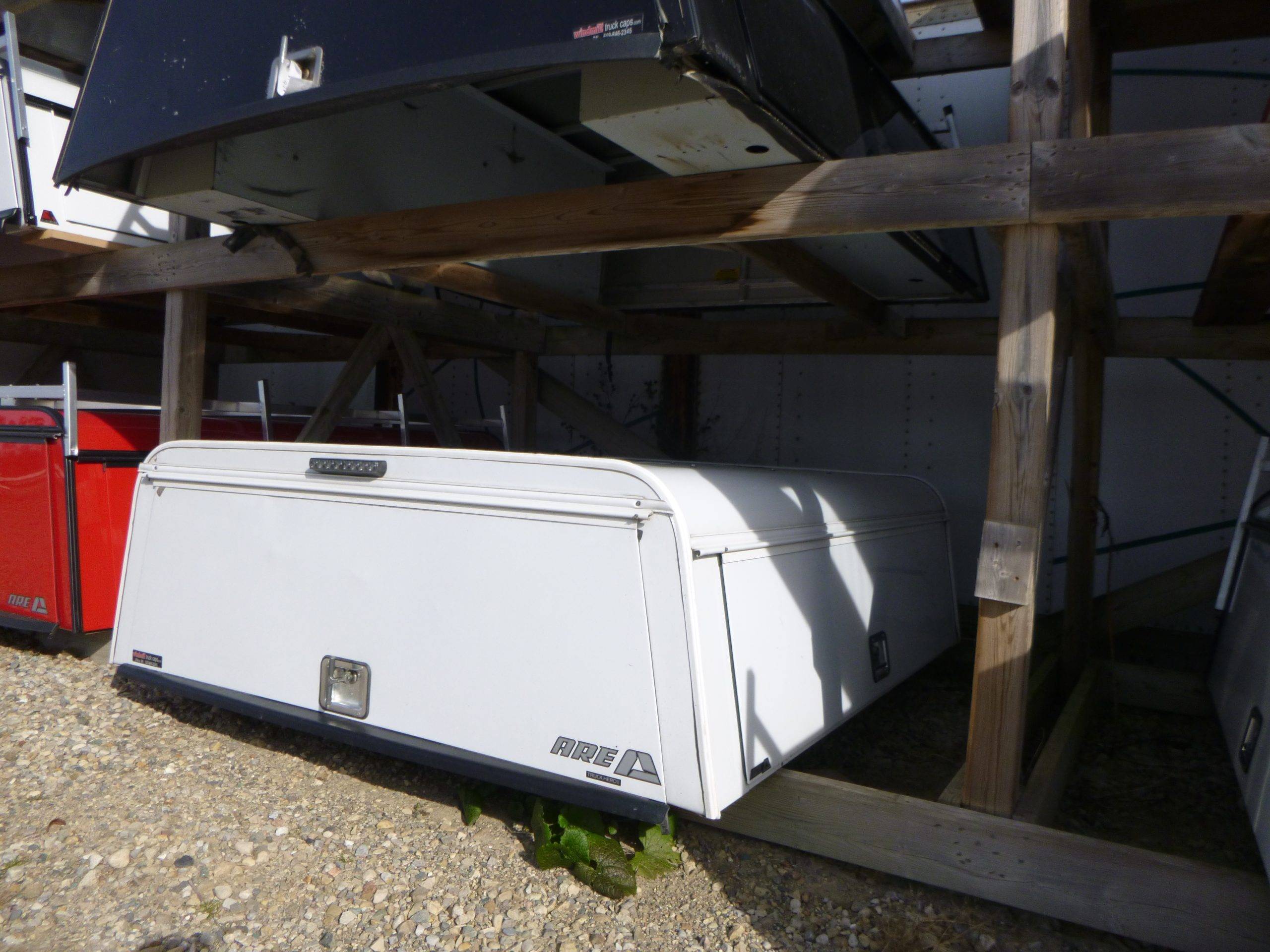 2014 – 2018 GMC Sierra or Chevrolet Silverado 6’6 ARE White Contractor Truck Cap - Image 2