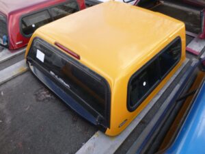 2019 – 2023 Ford Ranger 5′ SB Cyber Orange Snug Top Truck Cap
