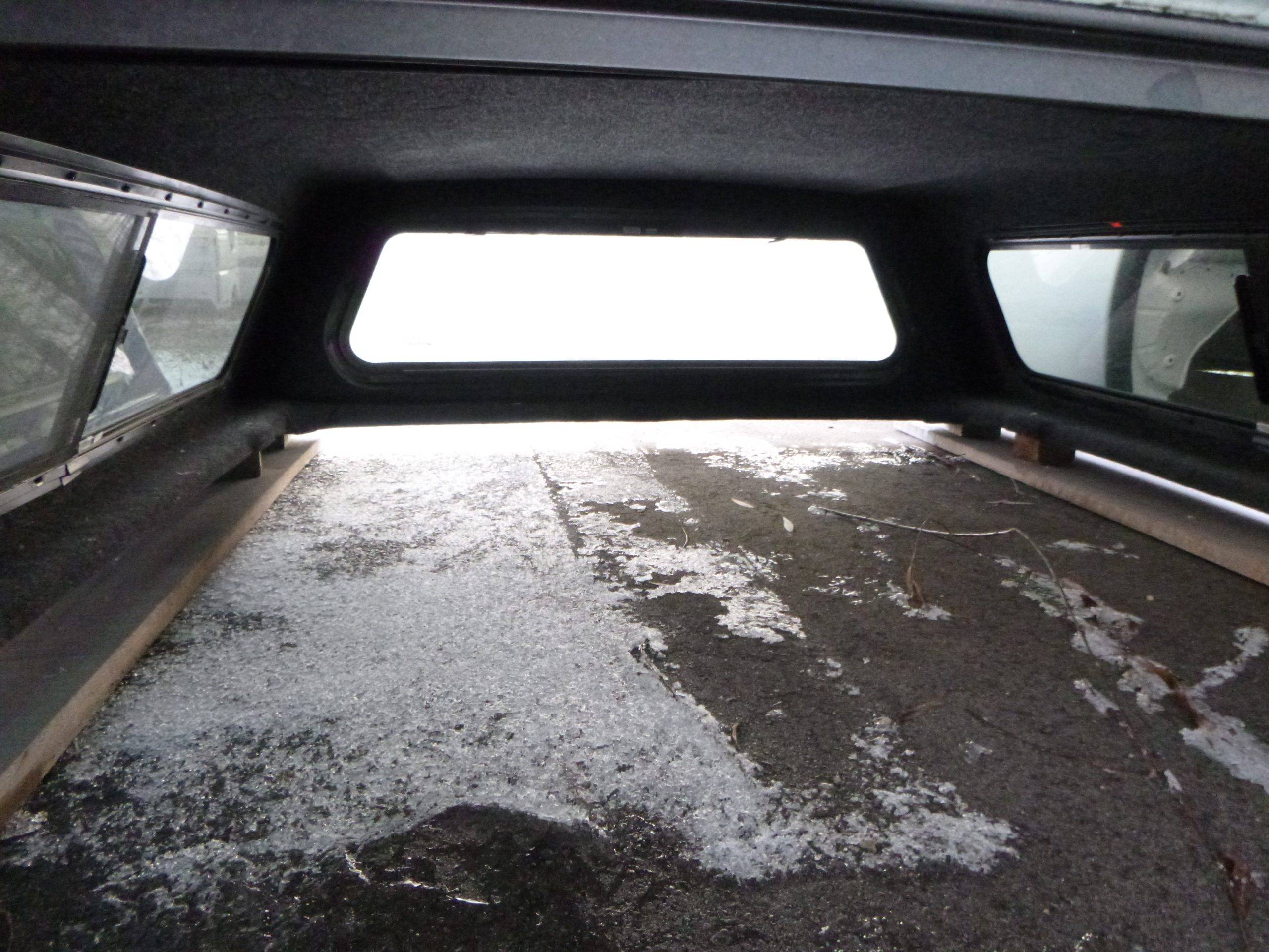 2019 – 2023 Ford Ranger 6′ JS Silver Snug Top Truck Cap - Image 3