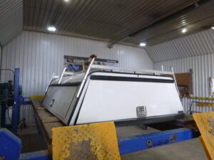2015 – 2020 Ford F150 6’6 White Contractor Truck Cap