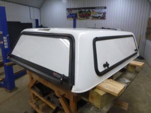 2015 – 2022 Chevrolet Colorado or GMC Canyon 6’2 GAZ Summit White Contour III Truck Cap