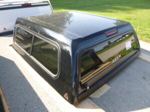 2024 – 2026 Toyota Tacoma 5’2 NEW Black Leer100S Truck Cap