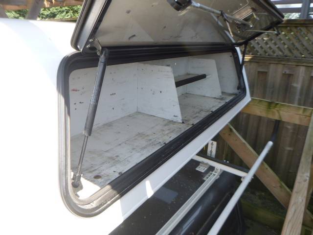 2015 – 2022 Chevrolet Colorado or GMC Canyon 6’2 GAZ Olympic White Contour III Truck Cap - Image 4