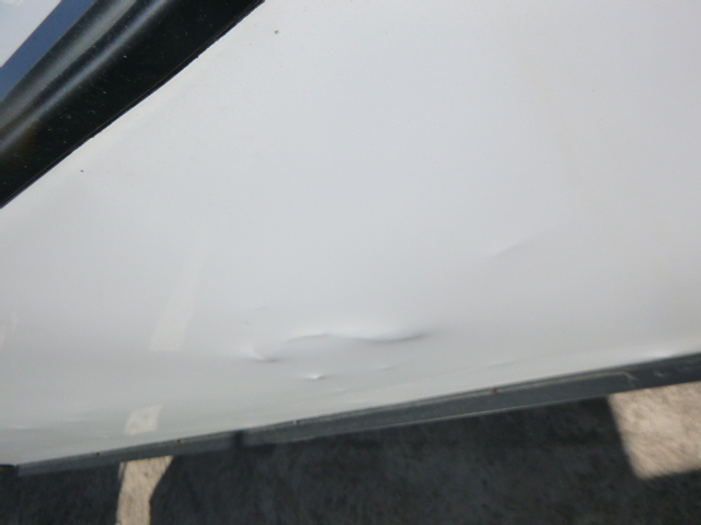 2014 – 2018 Chevrolet Silverado or GMC Sierra 6’6 White Leer Contractor Truck Cap - Image 10