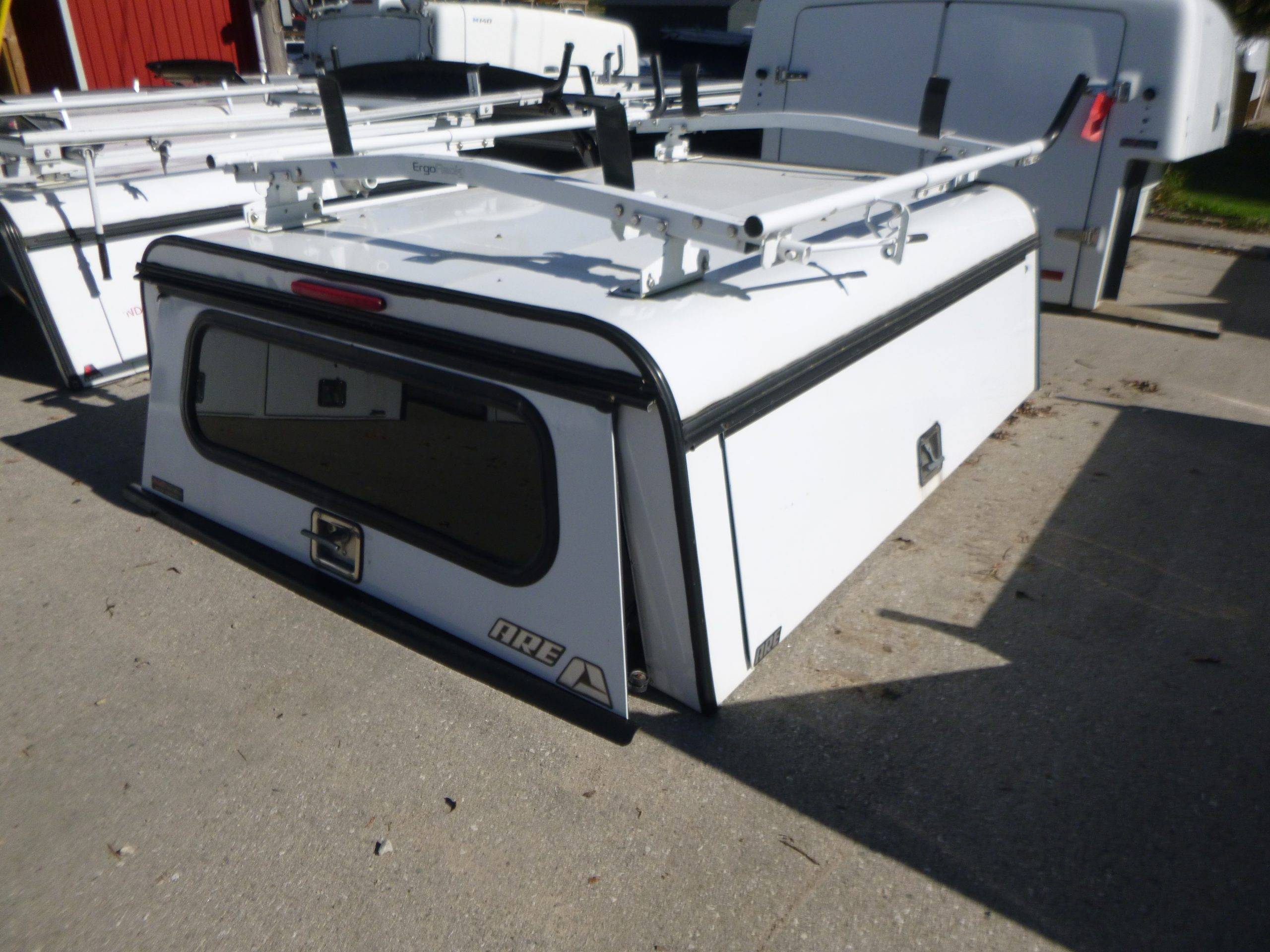 2016 – 2023 Toyota Tacoma 6’2 White ARE Contractor Truck Cap