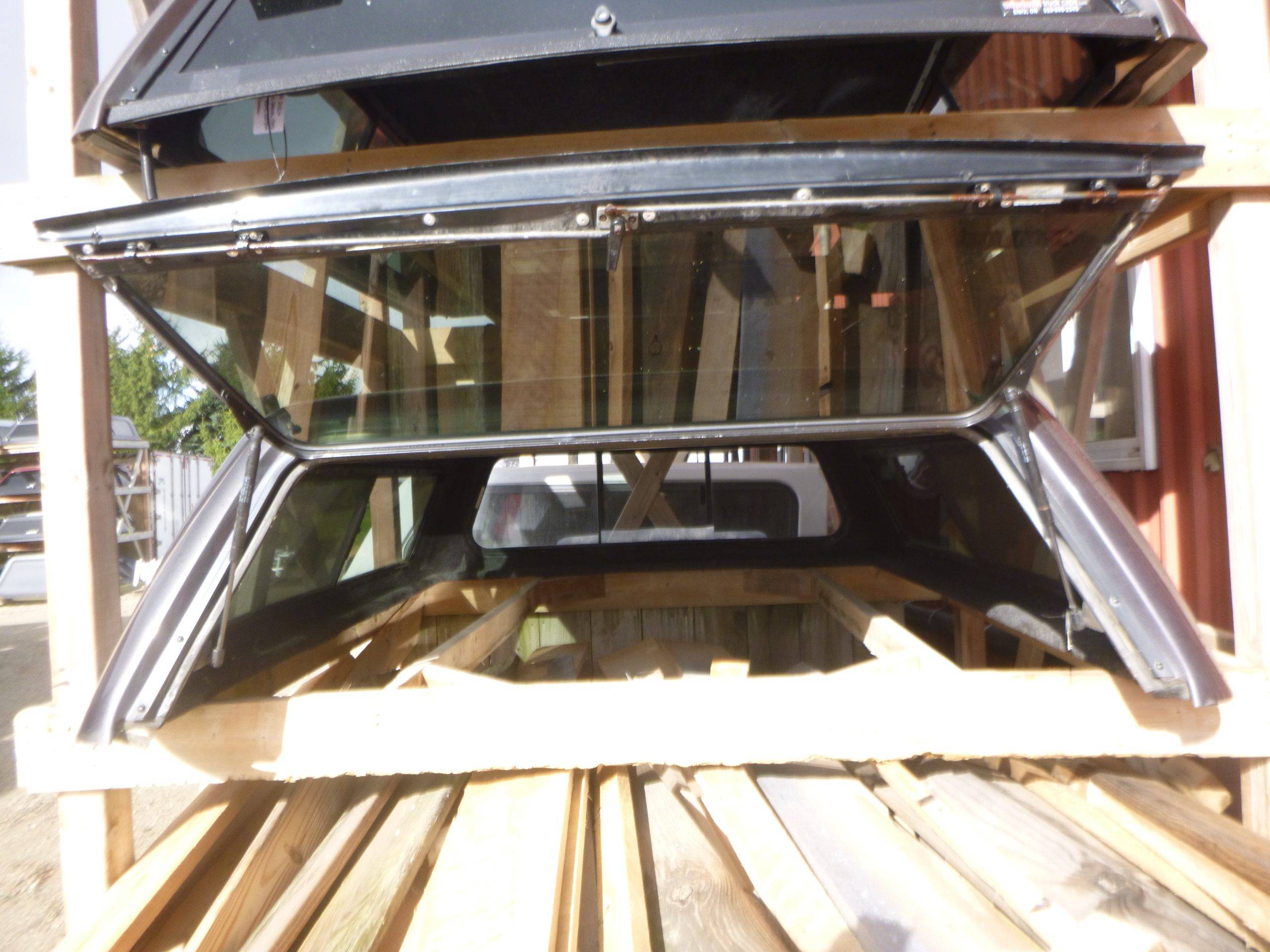 2014 – 2018 GMC Sierra or Chevrolet Silverado 6’6 GXG Iridium Effect Fibrobec Truck Cap - Image 3