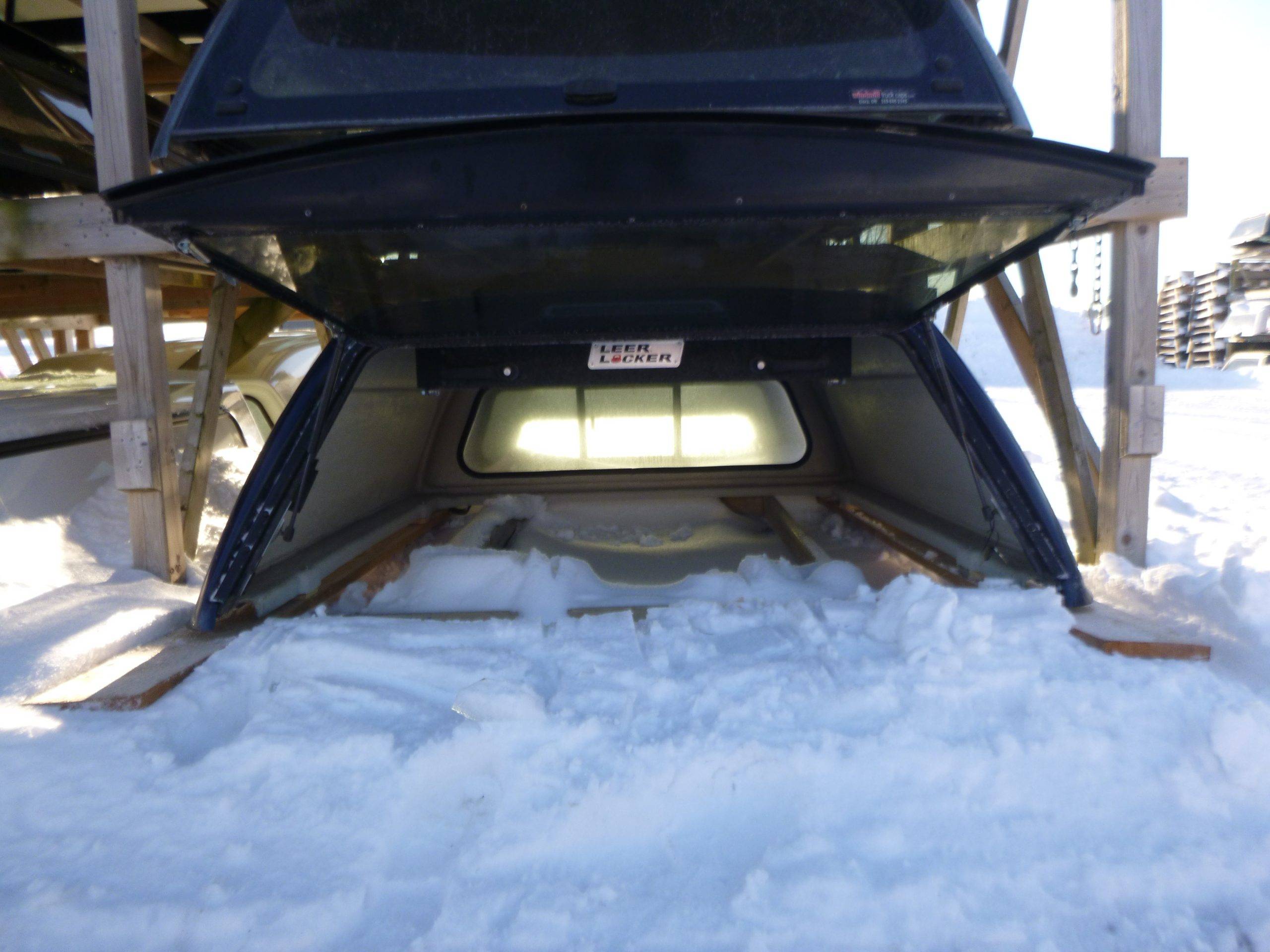 2019 – 2026 Dodge Ram 6’4 New Body Style PPX Patriot Blue Leer180 Truck Cap - Image 3