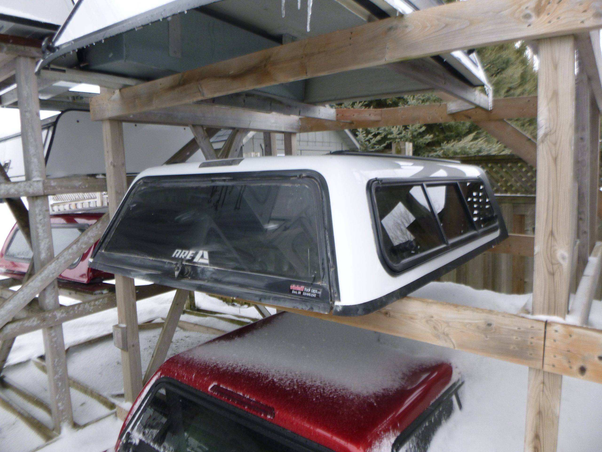 2015 – 2022 GMC Canyon or Chevrolet Colorado 6’2 50 Summit White ARE Truck Cap