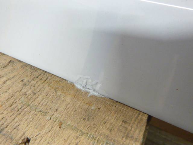 2019 – 2026 Dodge Ram 6’4 1500 New Body Style PW7 White Leer100RCC Truck Cap - Image 4