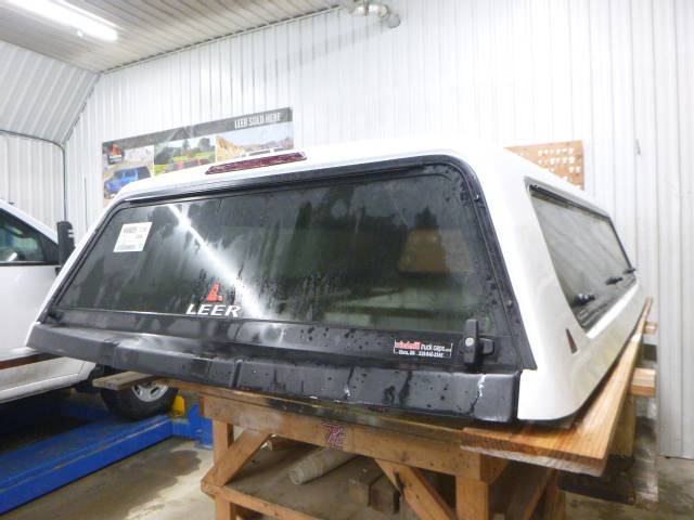 2021 – 2026 Ford F150 8′ YZ White Leer100R Truck Cap - Image 2
