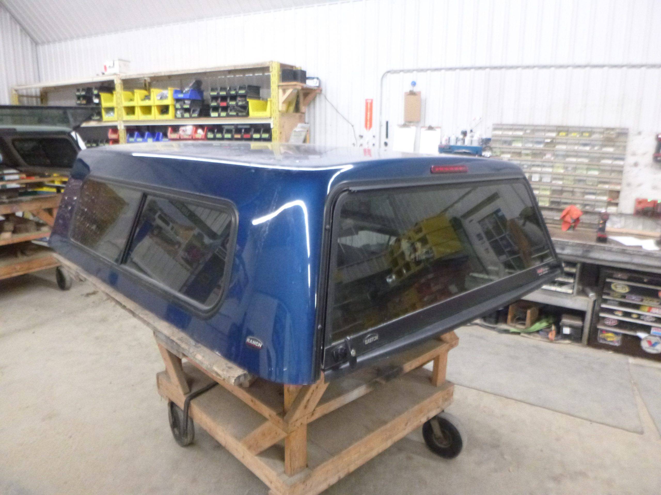 2014 – 2018 GMC Sierra or Chevrolet Silverado 6’6 Blue Ranch Truck Cap - Image 2