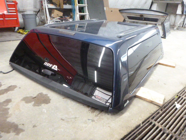 2020 – 2026 GMC Sierra HD 2500/3500 6’9 GAO Northsky Blue ARE Truck Cap - Image 2