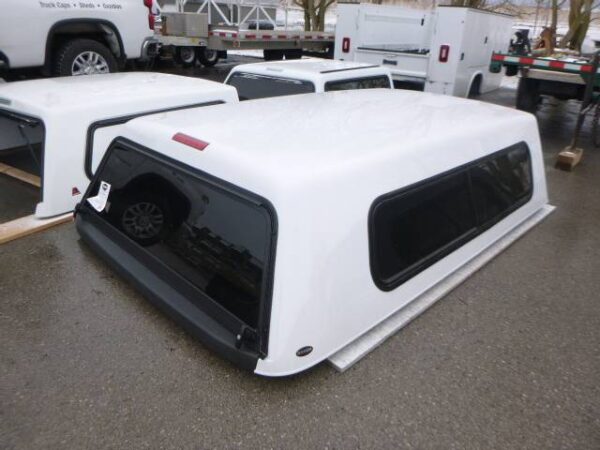 2020 – 2026 Chevrolet Silverado HD 2500/3500 8′ Regular Cab GAZ White Ranch Truck Cap