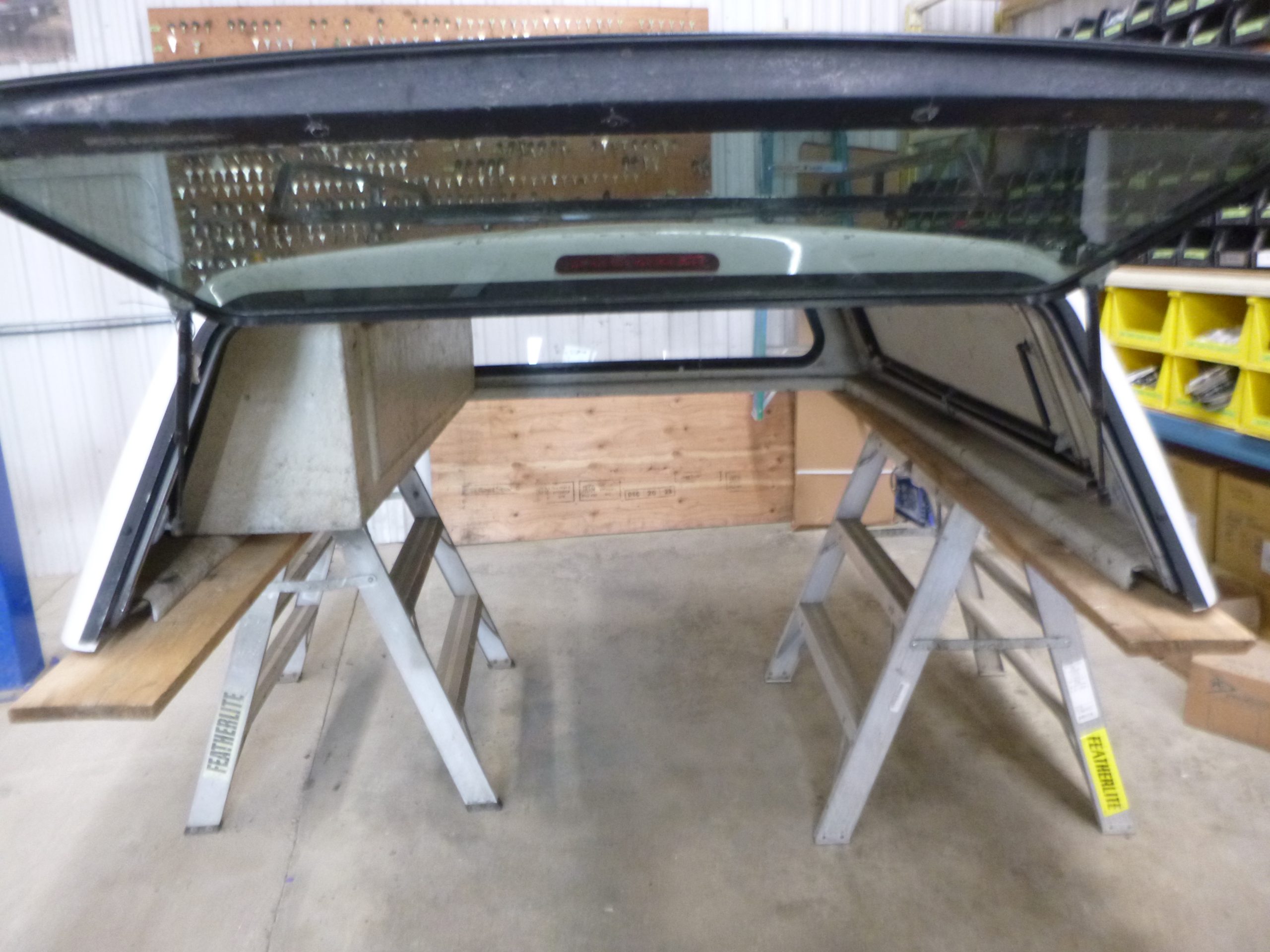 2014 – 2018 GMC Sierra or Chevrolet Silverado 6’6 White Truck Cap - Image 3
