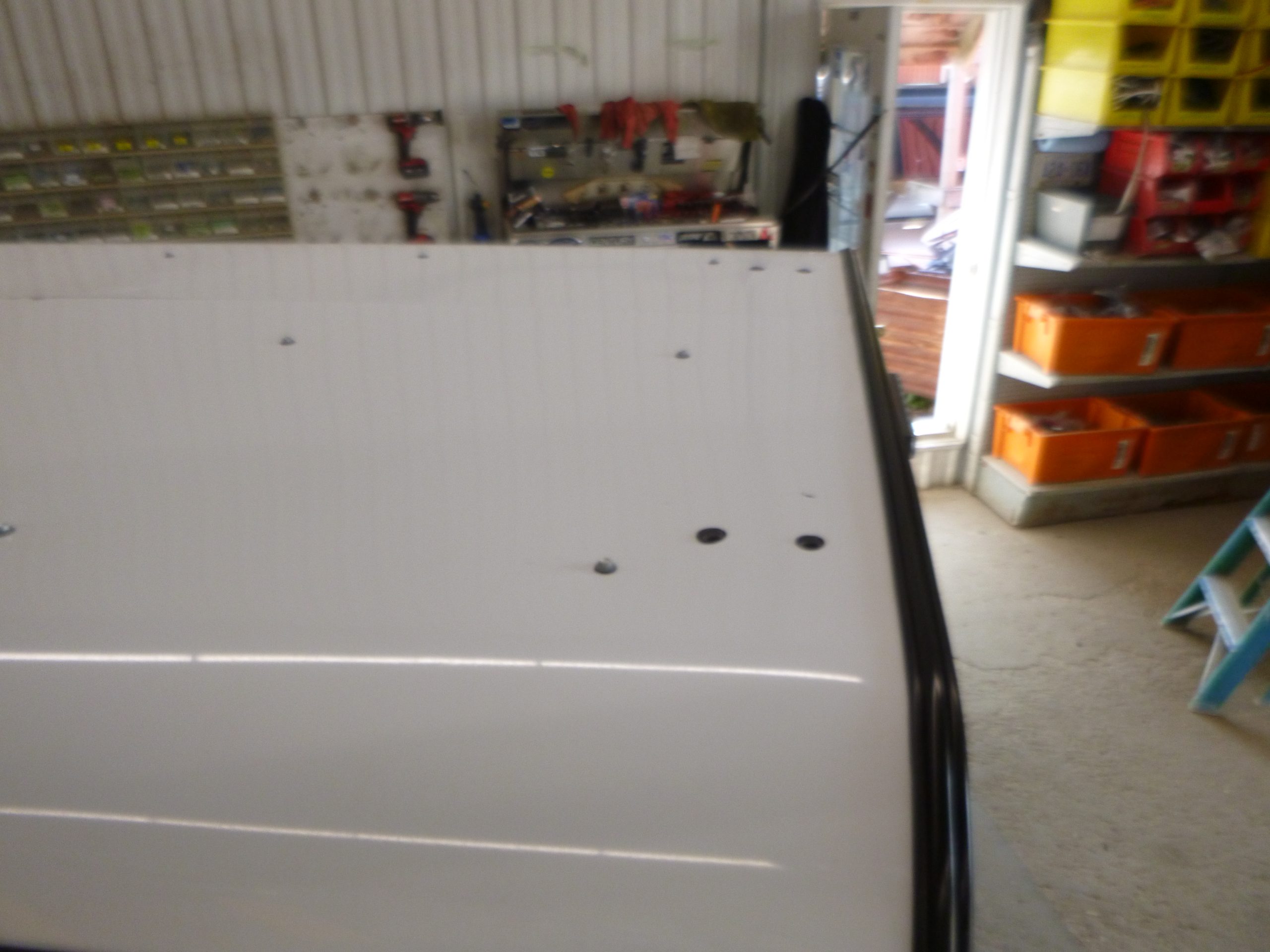 2019 – 2023 Ford Ranger 6′ White ARE Contractor Truck Cap - Image 4
