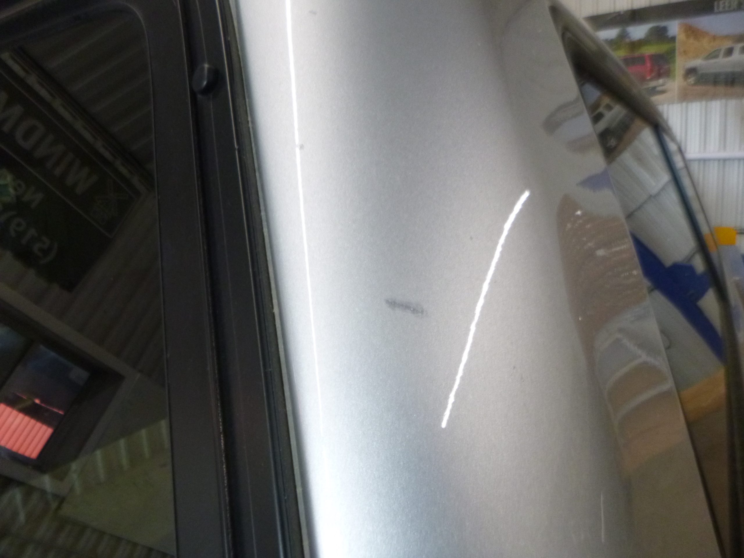 2017 – 2022 Ford Superduty F250/350/450 8′ UX Ignot Silver Century Truck Cap - Image 5