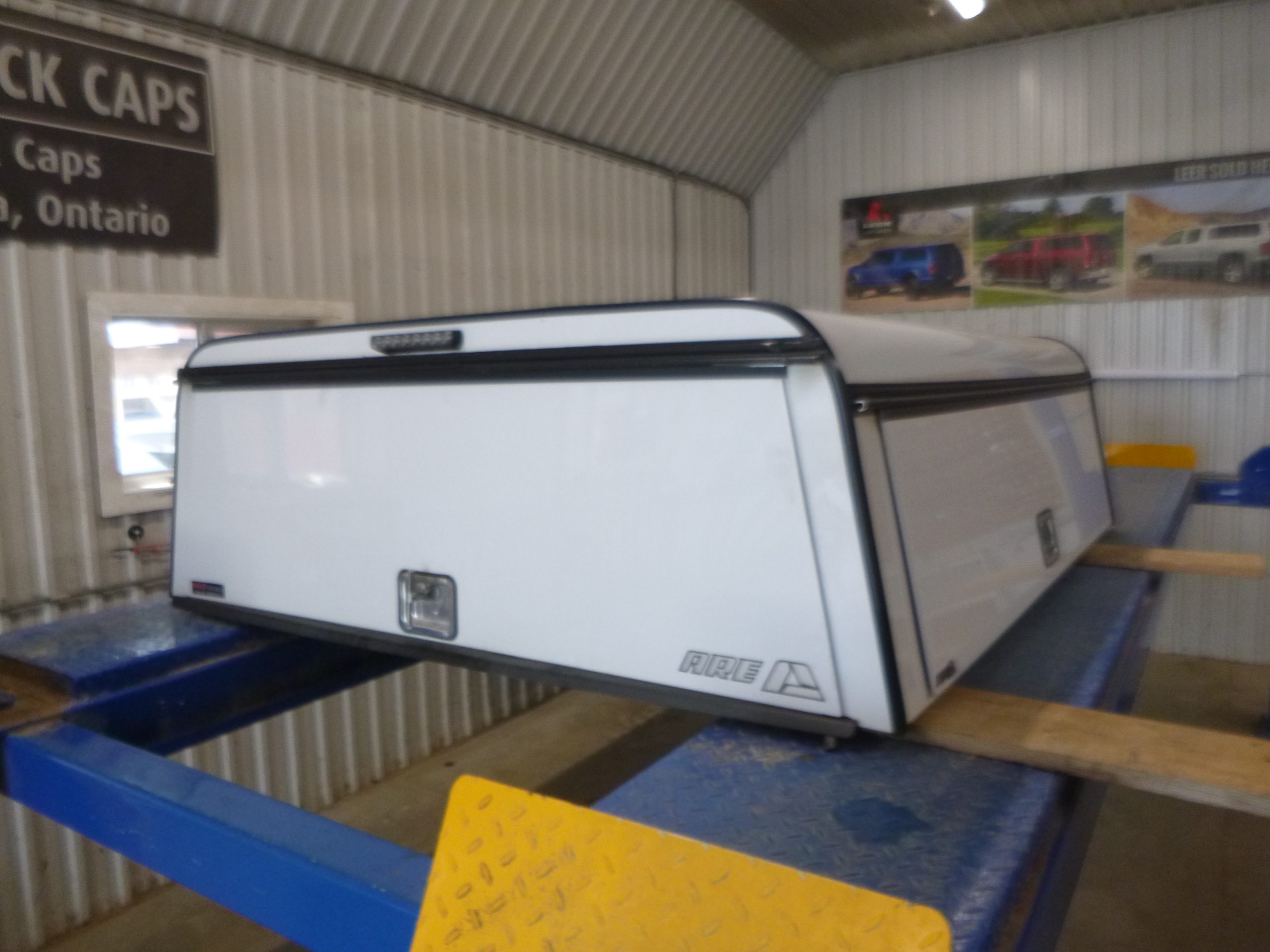 2009 – 2014 Ford F150 6’6 White ARE Contractor Truck Cap - Image 2