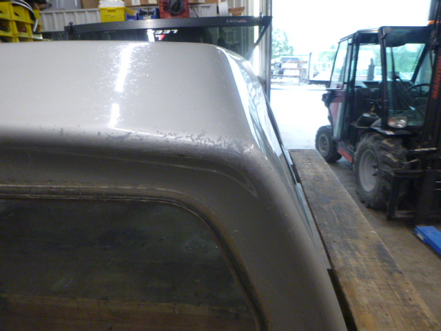 2004 – 2012 GMC Canyon or Chevrolet Colorado 5’2 Fine Silver Birch Leer 180 Truck Cap - Image 9