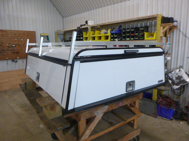 2015 – 2022 Chevrolet Colorado or GMC Canyon 6’2 White ARE Contractor Truck Cap