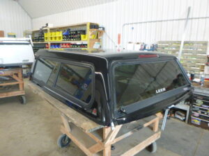 2019 – 2026 Dodge Ram 1500 New Body Style 6’4 PXJ Diamond Black Leer Legend Truck Cap