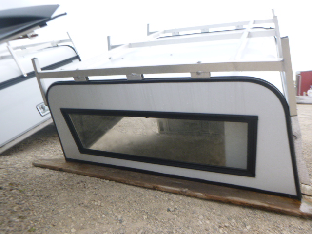 2022 – 2026 Ford Maverick 5′ White ARE Contractor Truck Cap - Image 4