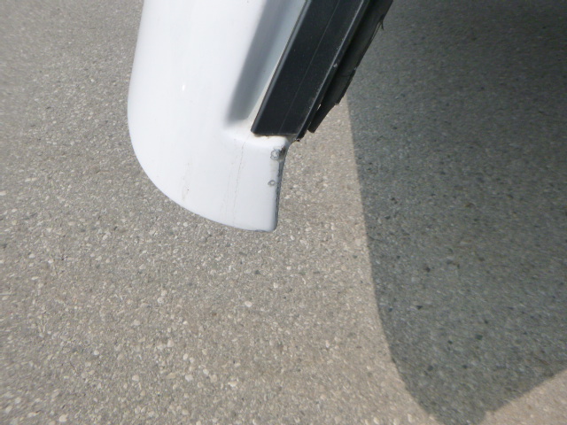 2014 – 2018 Chevrolet Silverado or GMC Sierra 6’6 GAZ White Leer180CC Truck Cap - Image 3