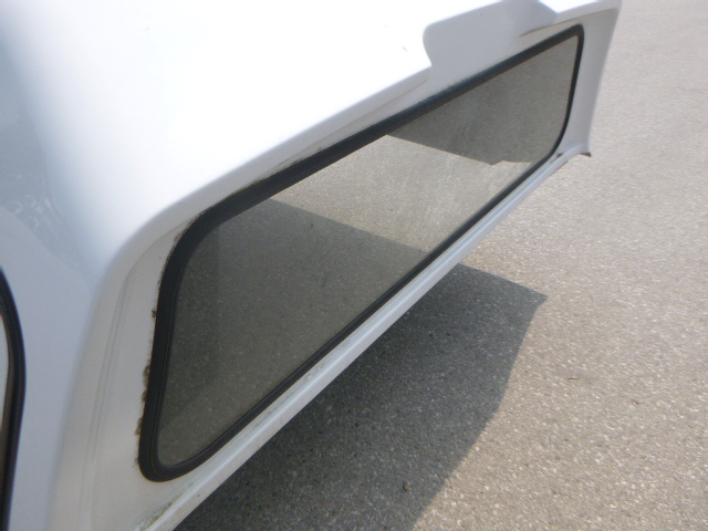 2014 – 2018 Chevrolet Silverado or GMC Sierra 6’6 GAZ White Leer180CC Truck Cap - Image 7