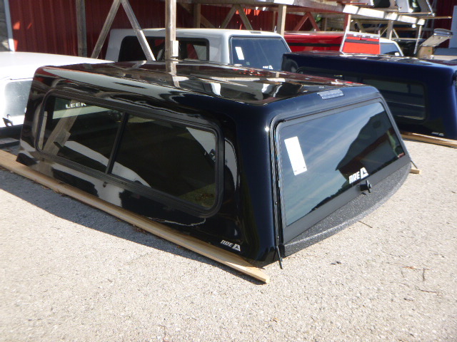 Dodge Ram 5’7 1500 New Body Style NEW PXJ Diamond Black ARE V Series Truck Cap - Image 2