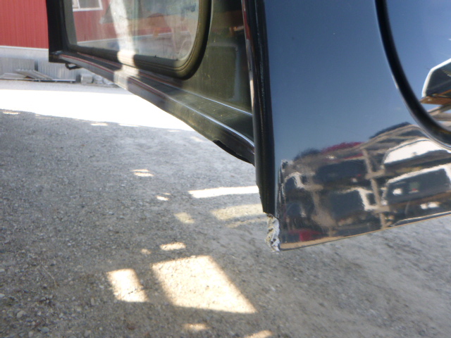 2015 – 2020 Ford F150 6’6 Lithium Grey Leer100XL Truck Cap - Image 6
