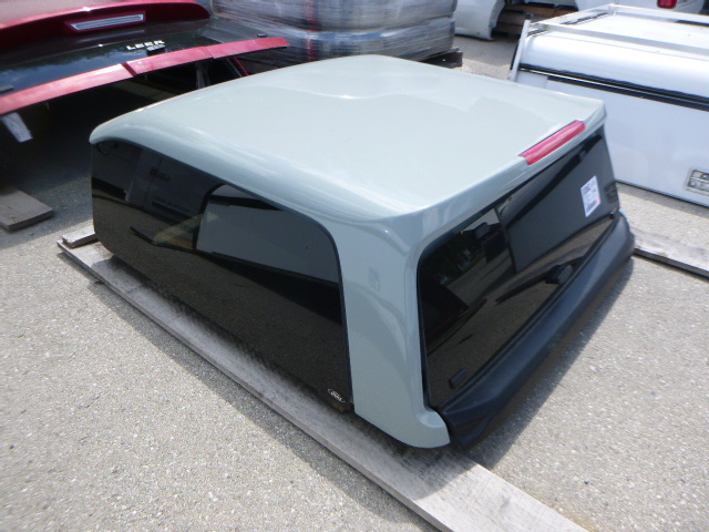 2022 – 2026 Ford Maverick 5′ NE Cactus Grey Leer 180XL Truck Cap