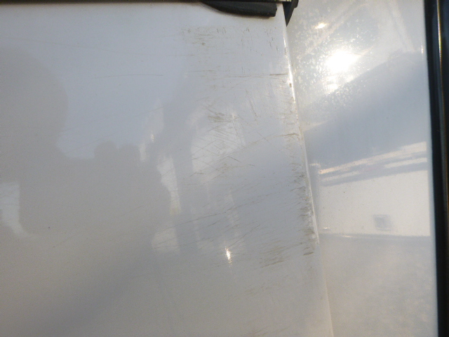 2015 – 2020 Ford F150 6’6 White ARE Contractor Truck Cap - Image 4