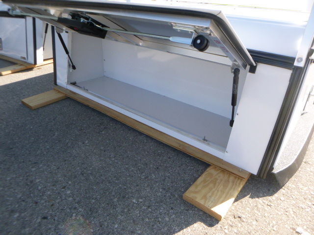 2022 – 2026 Ford Maverick 5′ White ARE Contractor Truck Cap - Image 4