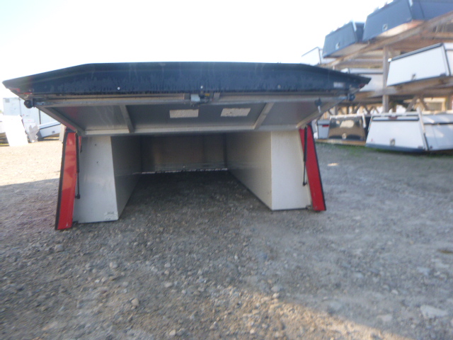 2015 – 2020 Ford F150 8′ PQ Race Red ARE Contractor Truck Cap - Image 4